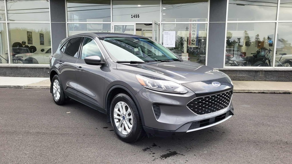 Ford Escape SE Hybrid 2021 à Matane, Québec - 6 - w1024h768px