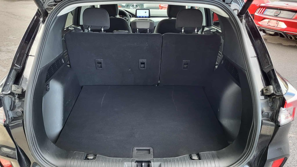 2021 Ford Escape SE in Matane, Quebec - 13 - w1024h768px