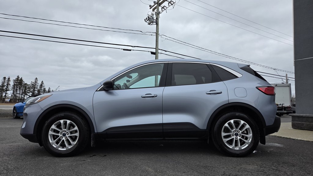 2022 Ford Escape SE  AWD ENSEMBLE COMMODITÉ in Matane, Quebec - 11 - w1024h768px