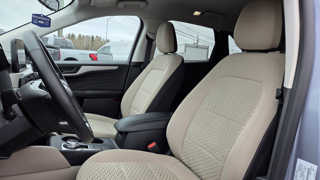 2022 Ford Escape SE  AWD ENSEMBLE COMMODITÉ in Matane, Quebec - 17 - w1024h768px