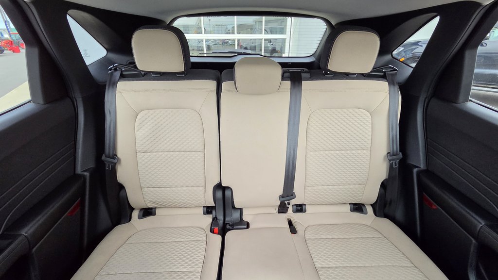 2022 Ford Escape SE Hybrid  AWD in Matane, Quebec - 22 - w1024h768px