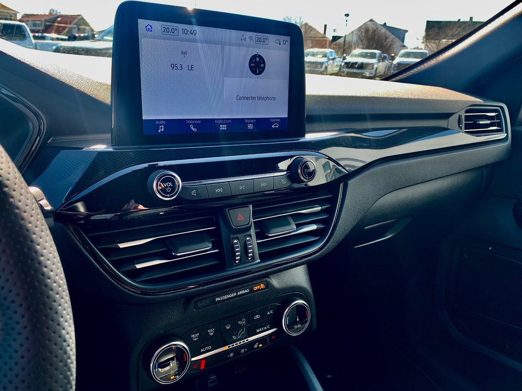2023 Ford Escape ST-Line  HEV  AWD in Matane, Quebec - 13 - w1024h768px