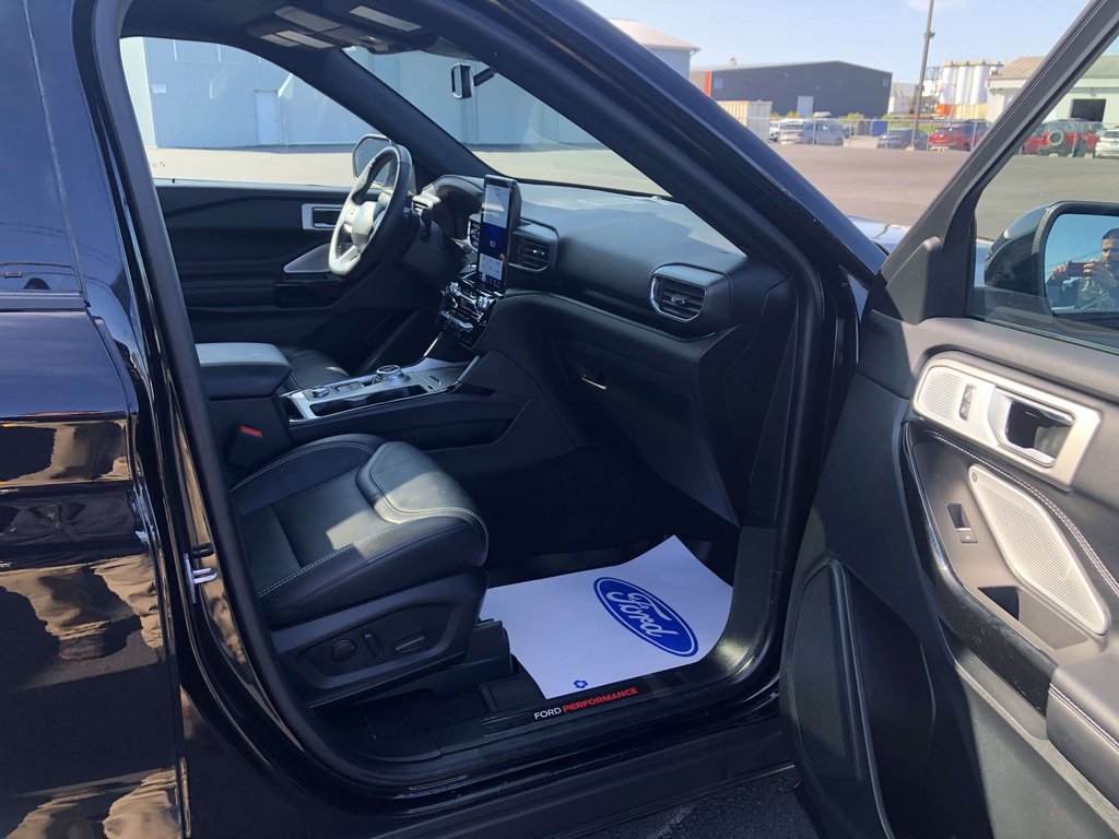 Ford Explorer ST 2023 à Matane, Québec - 7 - w1024h768px
