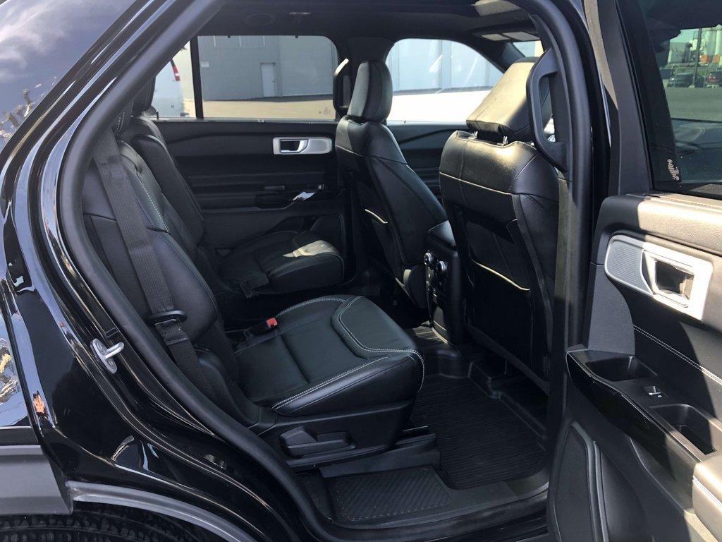 Ford Explorer ST 2023 à Matane, Québec - 10 - w1024h768px