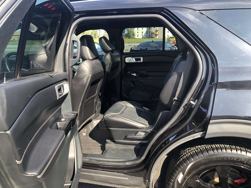 Ford Explorer ST 2023 à Matane, Québec - 13 - w1024h768px