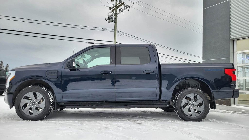 2022 Ford F-150 Lightning XLT 312A   4X4 in Matane, Quebec - 9 - w1024h768px