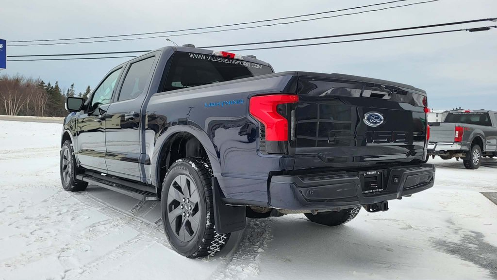 2022 Ford F-150 Lightning XLT 312A   4X4 in Matane, Quebec - 8 - w1024h768px