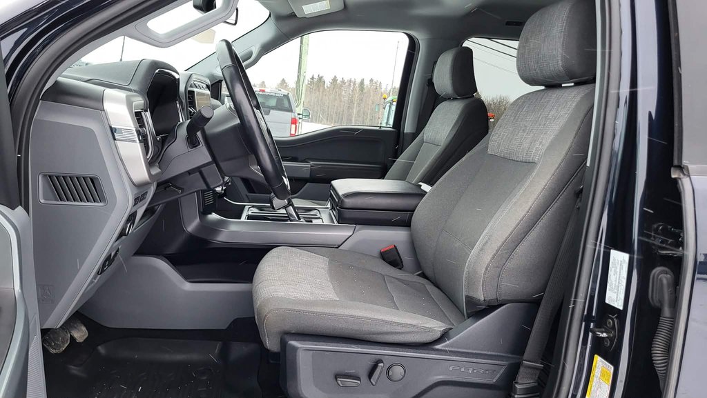 2022 Ford F-150 Lightning XLT 312A   4X4 in Matane, Quebec - 17 - w1024h768px