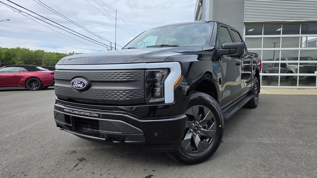 2025 Ford F-150 Lightning Flash BATTERIE LONGUE DURÉE in Matane, Quebec - 1 - w1024h768px