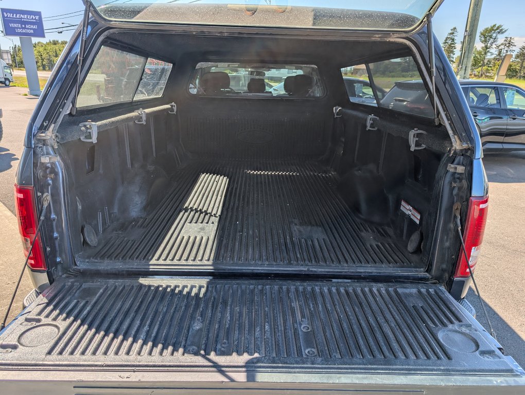 Ford F-150 XLT SUPER CAB   300A  BOITE DE 8 PIEDS 2017 à Matane, Québec - 9 - w1024h768px