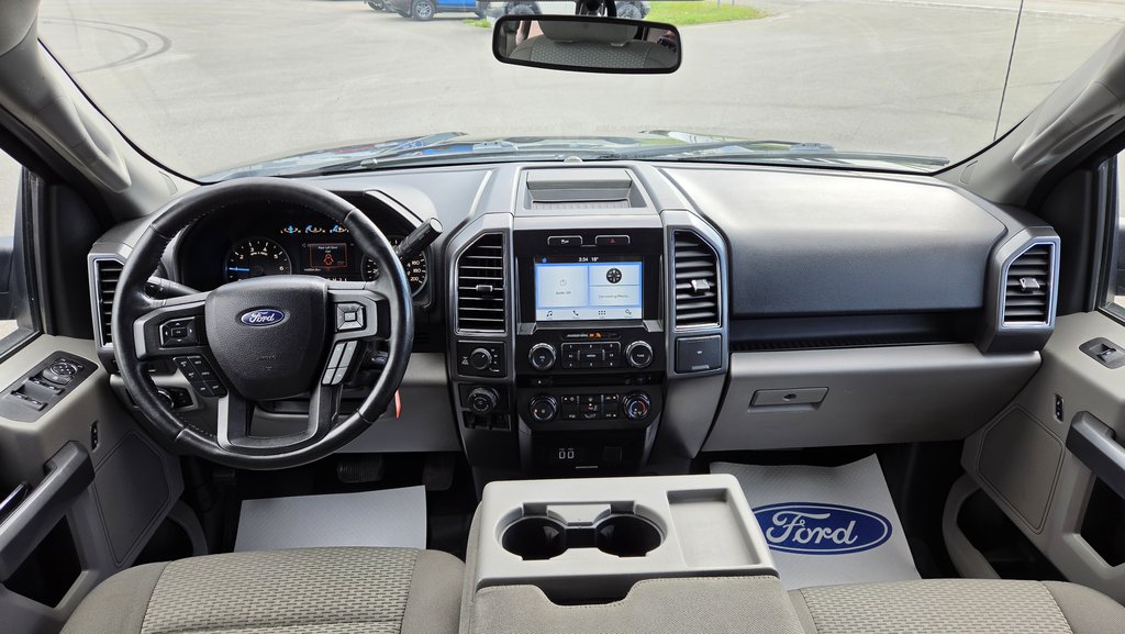 2017 Ford F-150 XLT 301A in Matane, Quebec - 15 - w1024h768px