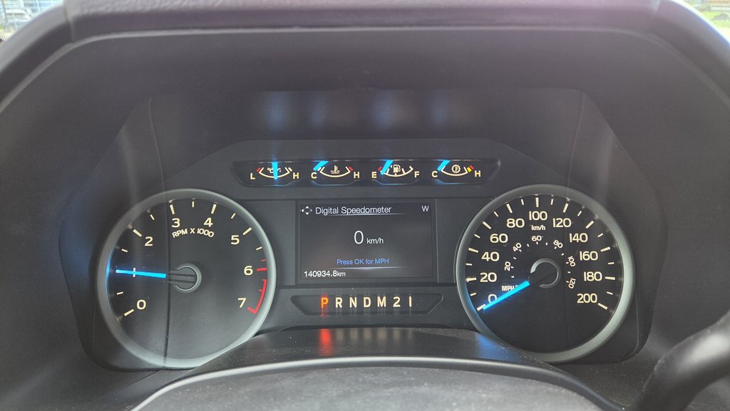 2017 Ford F-150 XLT 301A in Matane, Quebec - 16 - w1024h768px