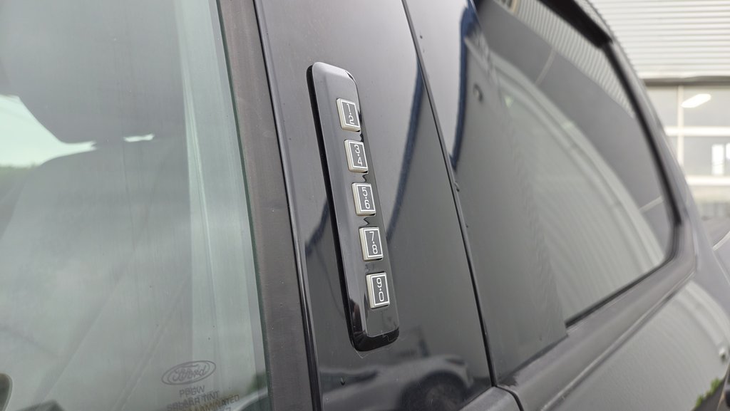 2018 Ford F-150 XLT  SPORT 302A  ENSEMBLE CHARGE UTILE in Matane, Quebec - 11 - w1024h768px