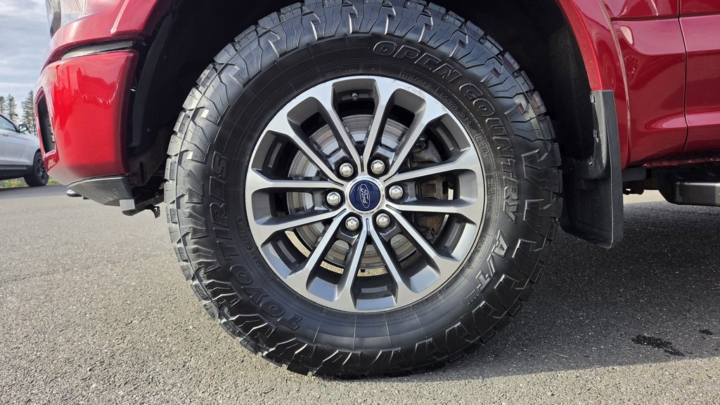2019 Ford F-150 XLT SPORT 301A  SUPERCAB in Matane, Quebec - 12 - w1024h768px