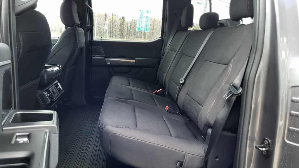 2022 Ford F-150 XLT SPORT 302A in Matane, Quebec - 15 - w1024h768px