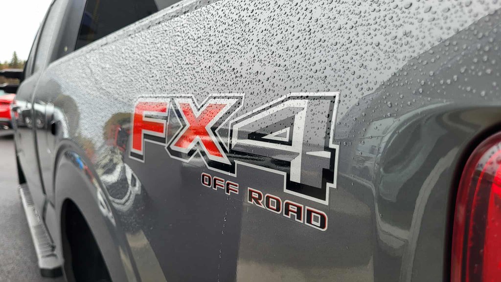 2022 Ford F-150 XLT SPORT 302A in Matane, Quebec - 10 - w1024h768px