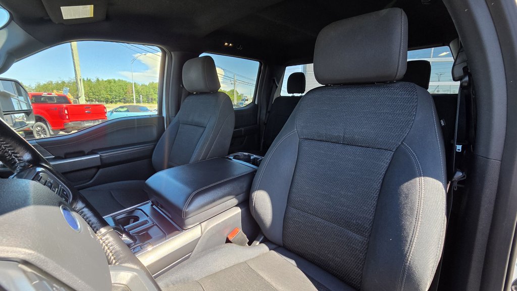 2022 Ford F-150 XLT FX4 302a in Matane, Quebec - 15 - w1024h768px