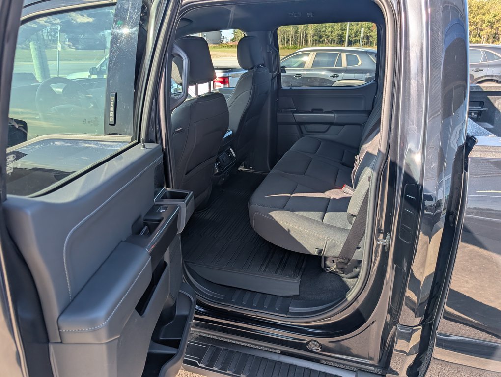 2023 Ford F-150 XLT Sport Hybride in Matane, Quebec - 10 - w1024h768px