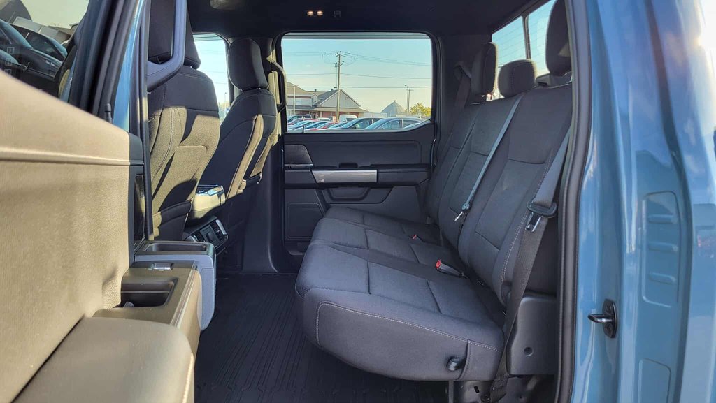2023 Ford F-150 XLT   SPORT 302A   FX4 in Matane, Quebec - 27 - w1024h768px