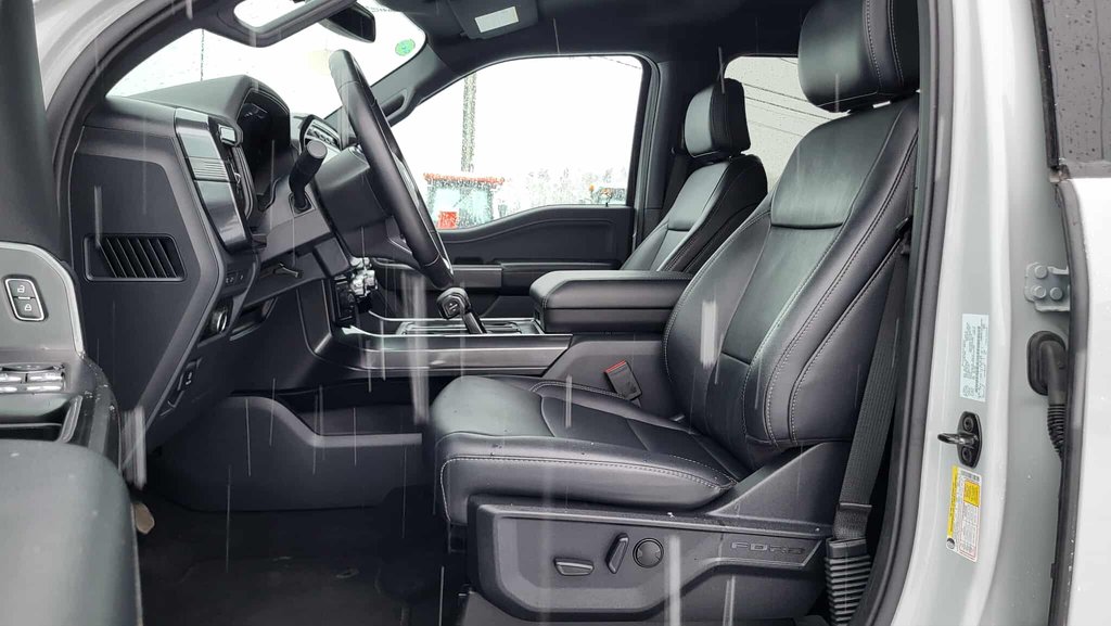 Ford F-150 XLT SPORT 302A  BLACK EDITION CUIR 2023 à Matane, Québec - 14 - w1024h768px