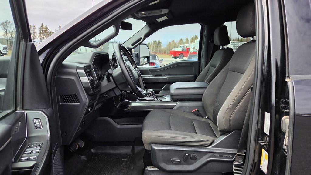 Ford F-150 XLT  SPORT 302A 2023 à Matane, Québec - 26 - w1024h768px