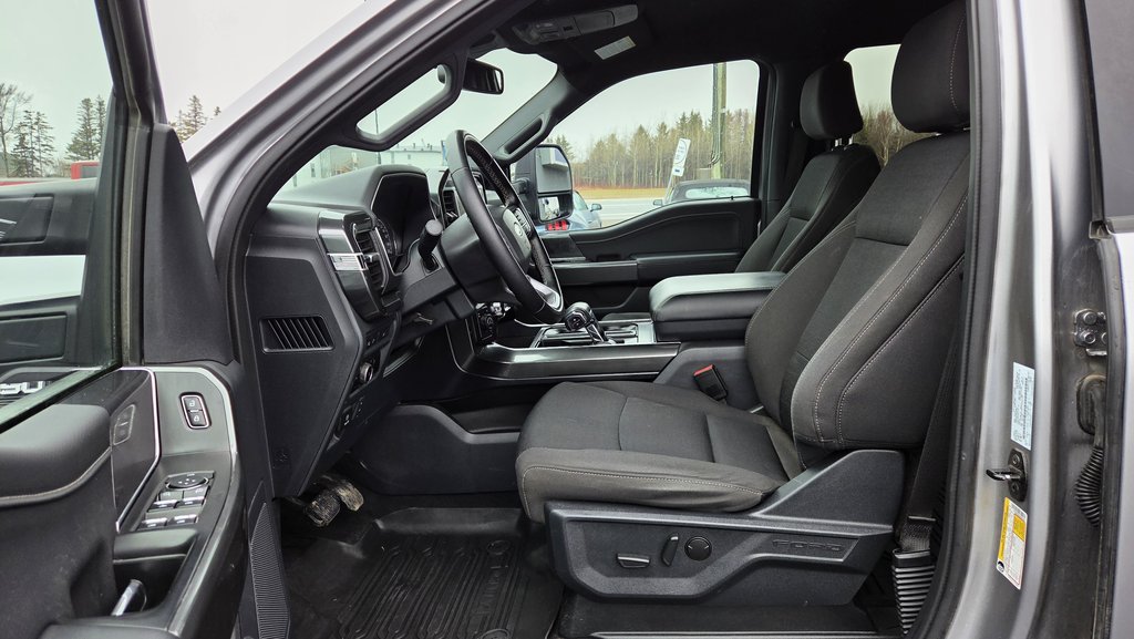 Ford F-150 XLT  SPORT 302A  FX4 2023 à Matane, Québec - 15 - w1024h768px