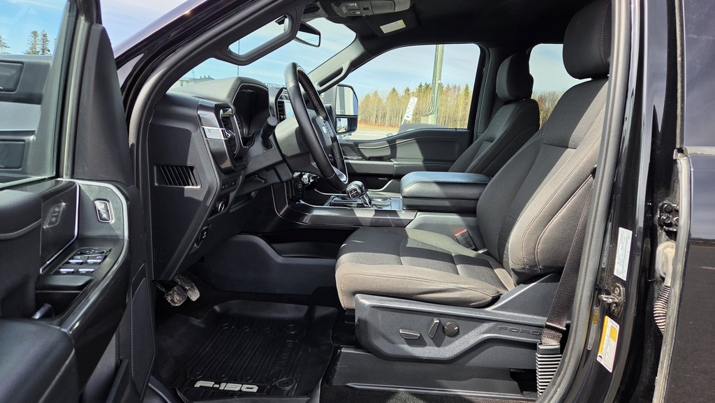 2023 Ford F-150 XLT  SPORT 302A   FX4 in Matane, Quebec - 15 - w1024h768px