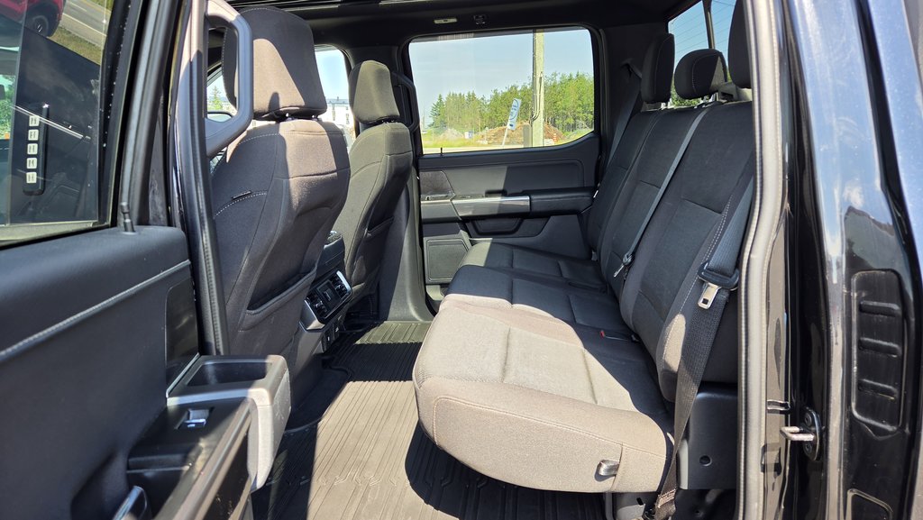Ford F-150 XLT  302A  TOIT PANORAMIQUE 2023 à Matane, Québec - 19 - w1024h768px