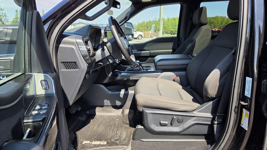 Ford F-150 XLT  302A  TOIT PANORAMIQUE 2023 à Matane, Québec - 14 - w1024h768px