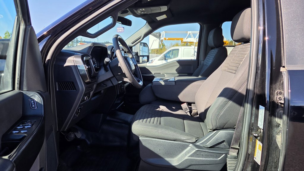 2023 Ford F-150 XLT ENSEMBLE STX 101A in Matane, Quebec - 12 - w1024h768px