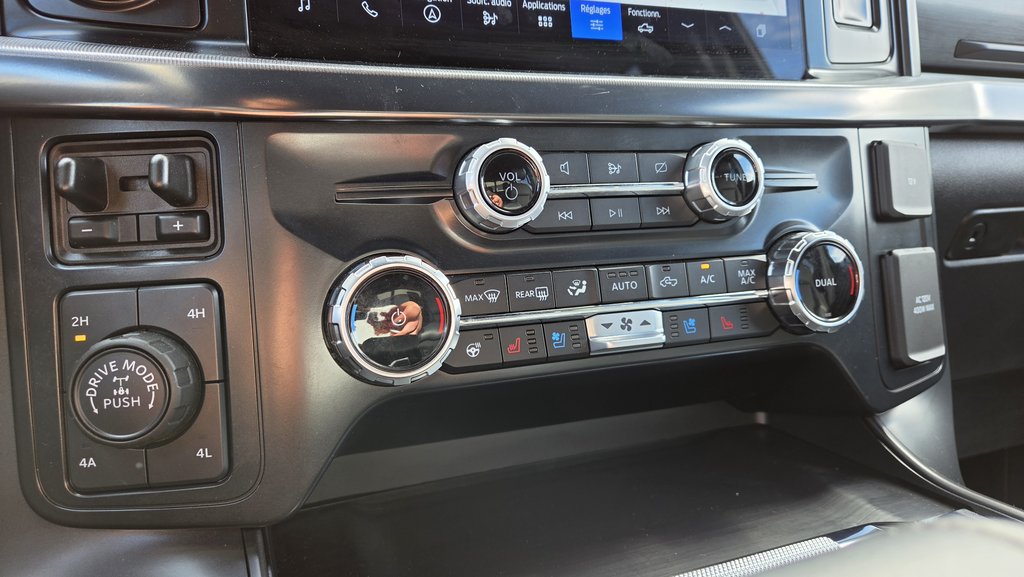 2024 Ford F-150 LARIAT 501A  ENSEMBLE DECOR in Matane, Quebec - 16 - w1024h768px