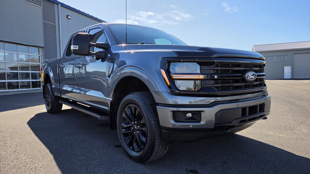 2024 Ford F-150 XLT ENSEMBLE DECOR NOIR 302A in Matane, Quebec - 3 - w1024h768px