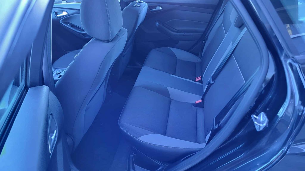 2014 Ford Focus SE in Matane, Quebec - 9 - w1024h768px
