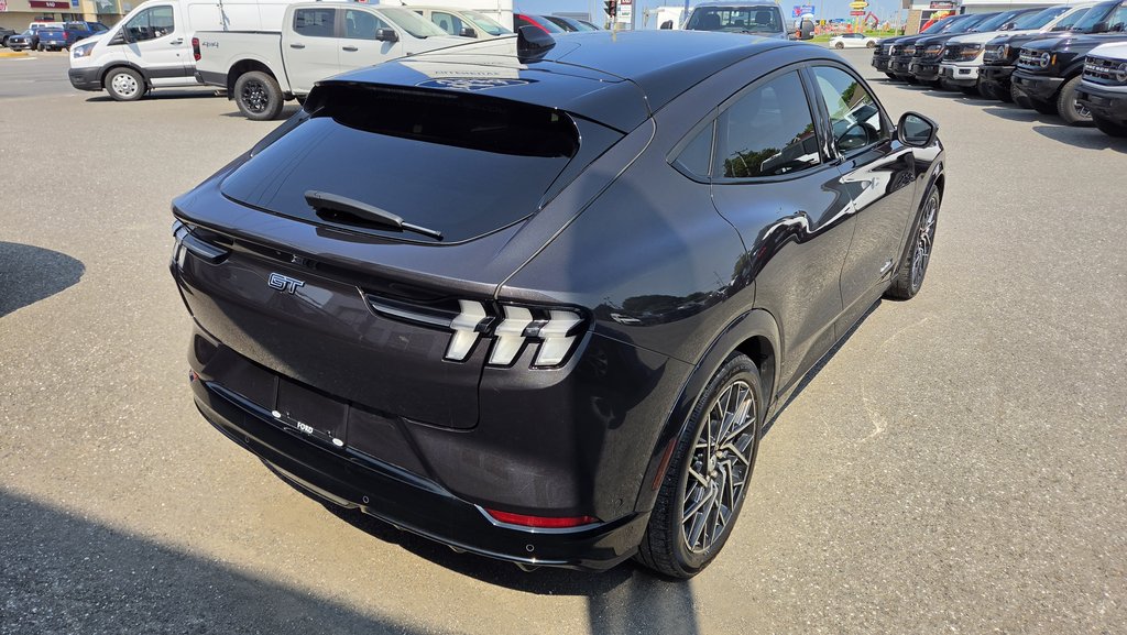 Ford Mustang Mach-E GT Performance Edition  TOIT PANORAMIC 2022 à Matane, Québec - 6 - w1024h768px