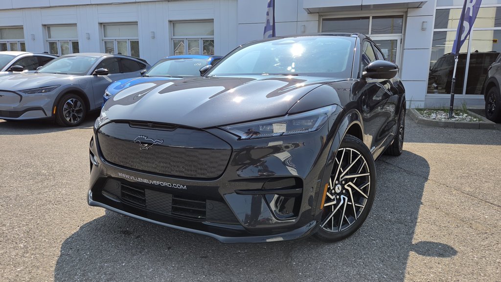 Ford Mustang Mach-E GT Performance Edition  TOIT PANORAMIC 2022 à Matane, Québec - 1 - w1024h768px