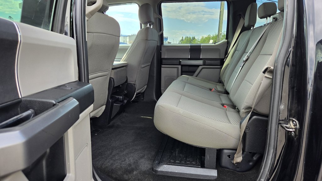 2017 Ford Super Duty F-250 SRW XLT  BOITE de 6 pieds in Matane, Quebec - 17 - w1024h768px