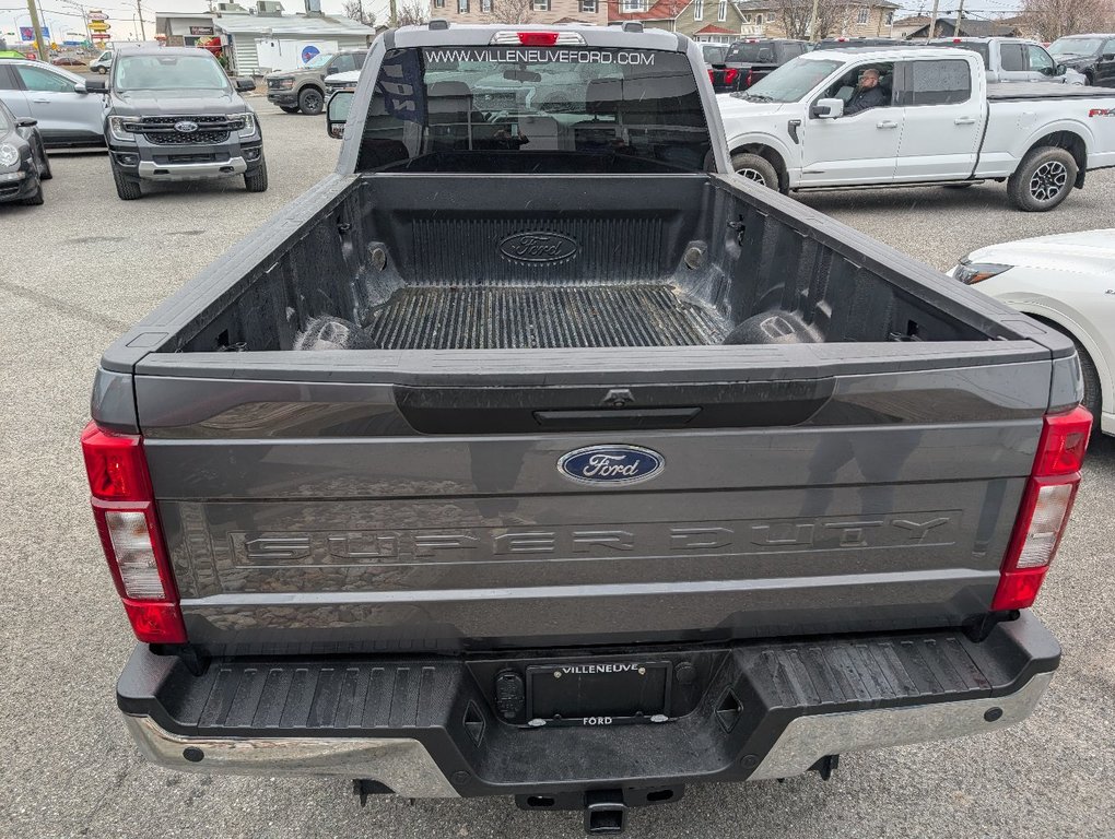 2022 Ford Super Duty F-250 SRW XLT  ULTRA AVANTAGEUX in Matane, Quebec - 4 - w1024h768px