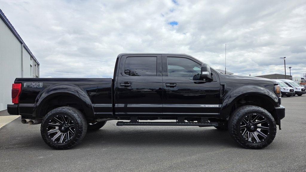 2022 Ford Super Duty F-250 SRW LARIAT 608A ENSEMBLE NOIR in Matane, Quebec - 7 - w1024h768px