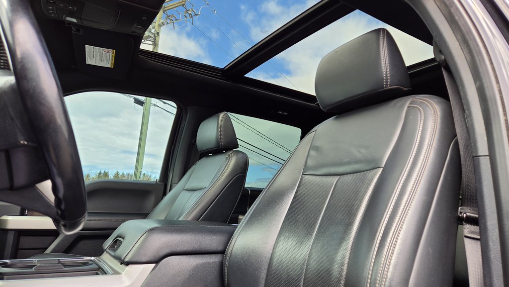 2022 Ford Super Duty F-250 SRW LARIAT 608A ENSEMBLE NOIR in Matane, Quebec - 20 - w1024h768px