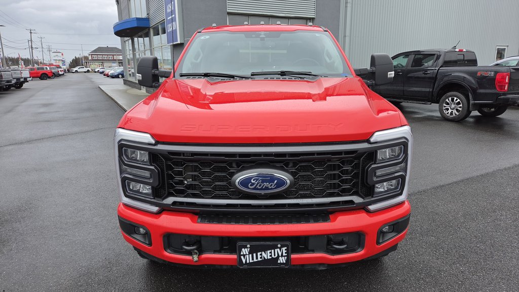 Ford Super Duty F-250 SRW XLT Haut niveau | ENSEMBLE SPORT  FX4 2023 à Matane, Québec - 2 - w1024h768px