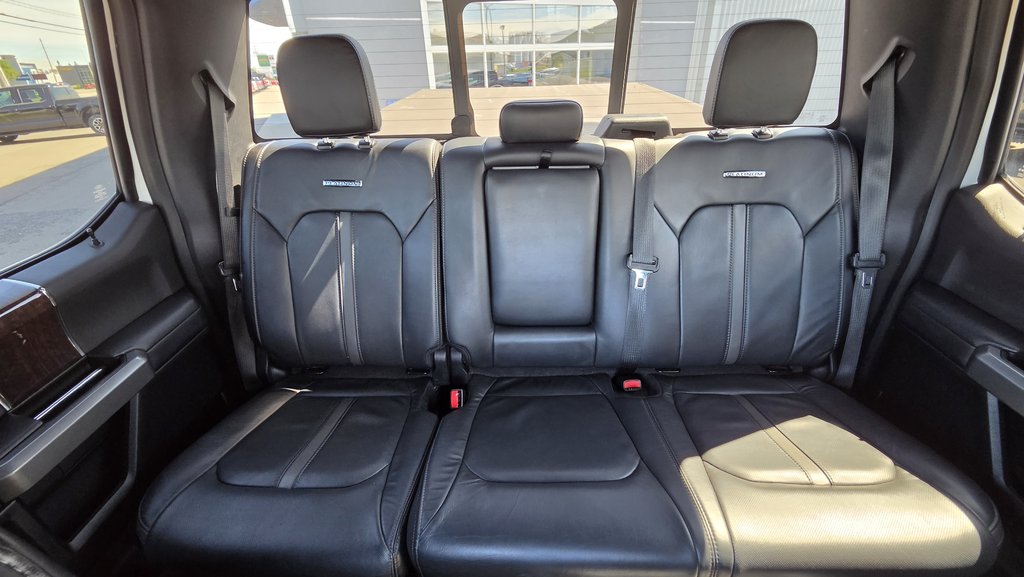 Ford Super Duty F-350 SRW PLATINUM 8-PIEDS 2017 à Matane, Québec - 21 - w1024h768px