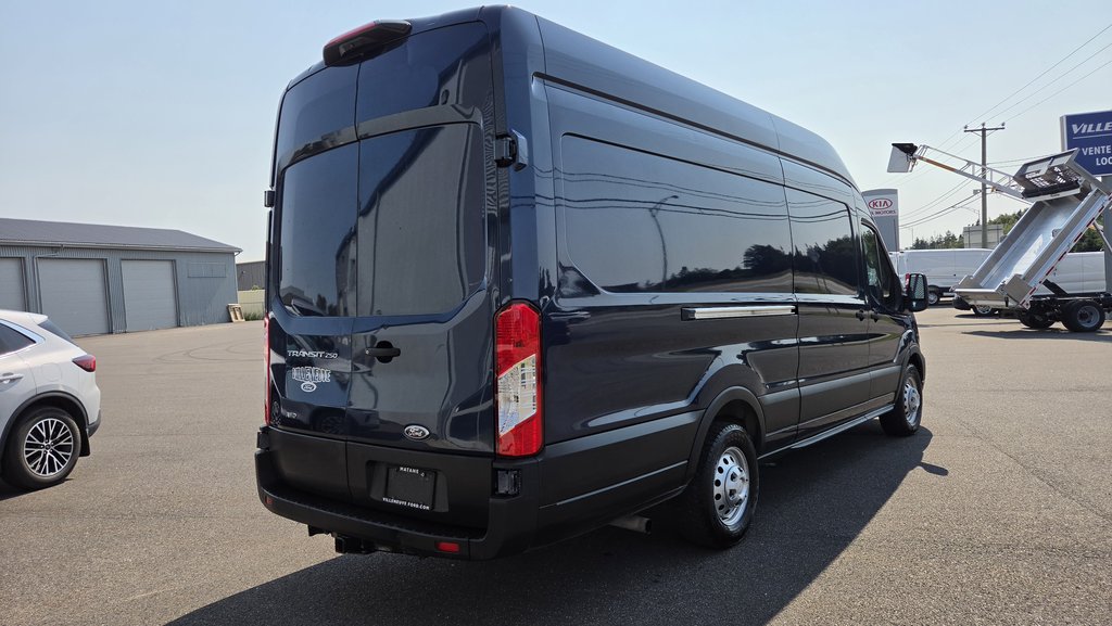 2022 Ford Transit Cargo Van TOIT HAUT CARGO   AWD in Matane, Quebec - 6 - w1024h768px