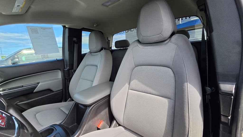 GMC Canyon 4WD 2016 à Matane, Québec - 14 - w1024h768px