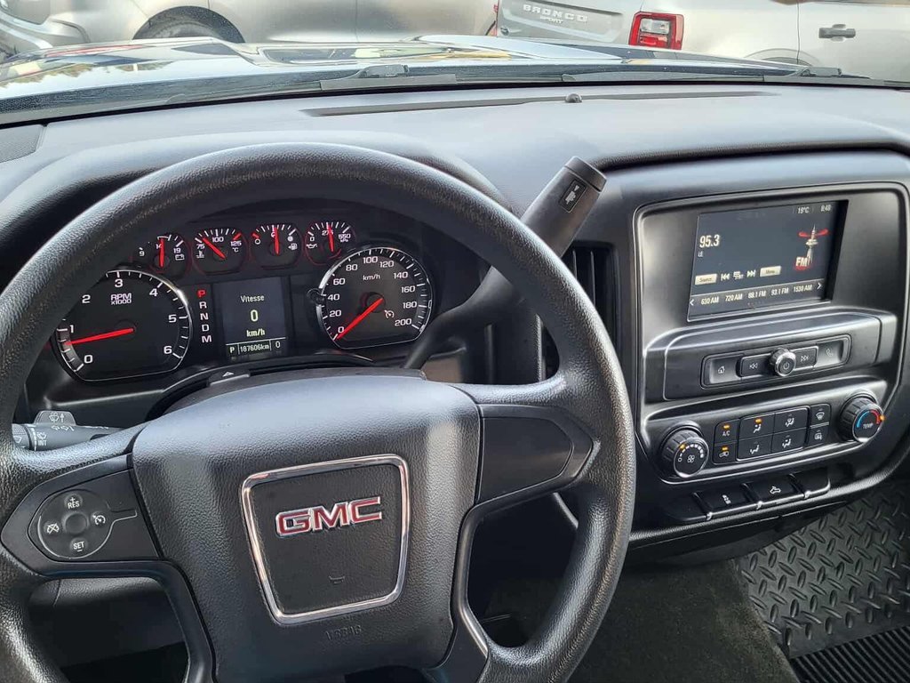GMC Sierra 1500 BASE LWB 2016 à Matane, Québec - 9 - w1024h768px
