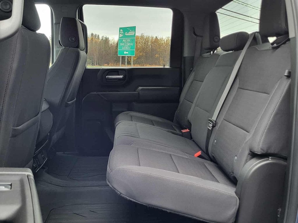 GMC Sierra 3500HD Pro  BOÎTE DE 8 PIEDS 2025 à Matane, Québec - 14 - w1024h768px