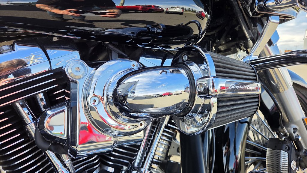 2015 HARLEY DAVIDSON FLTRXS Road Glide in Matane, Quebec - 2 - w1024h768px