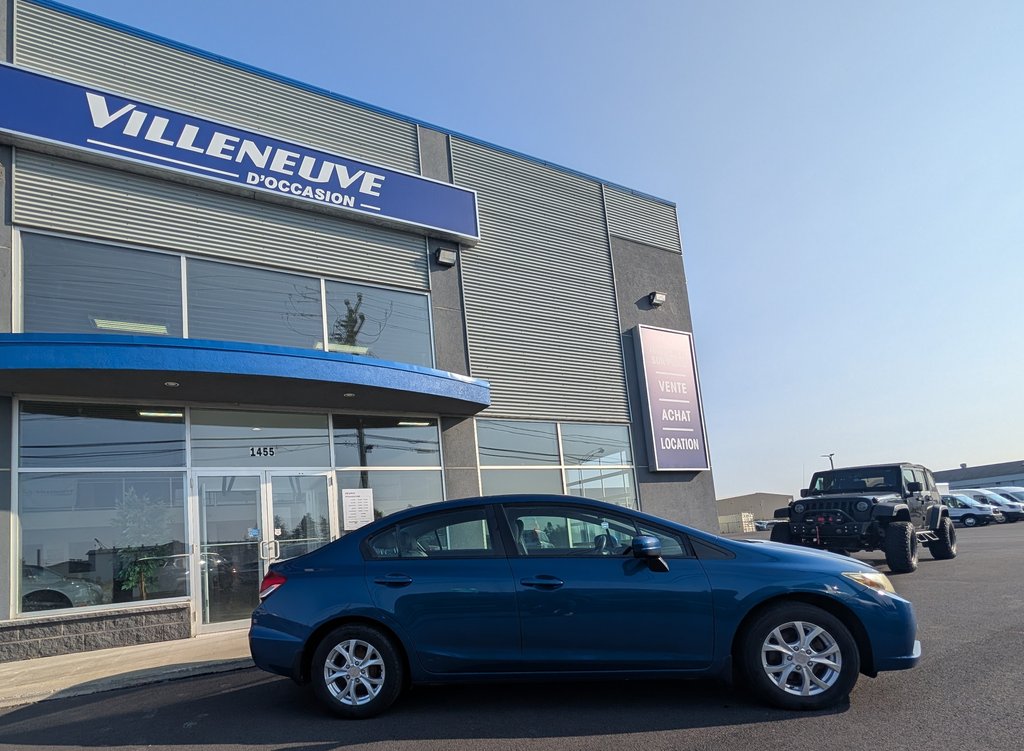 2014 Honda Civic Sedan LX in Matane, Quebec - 4 - w1024h768px