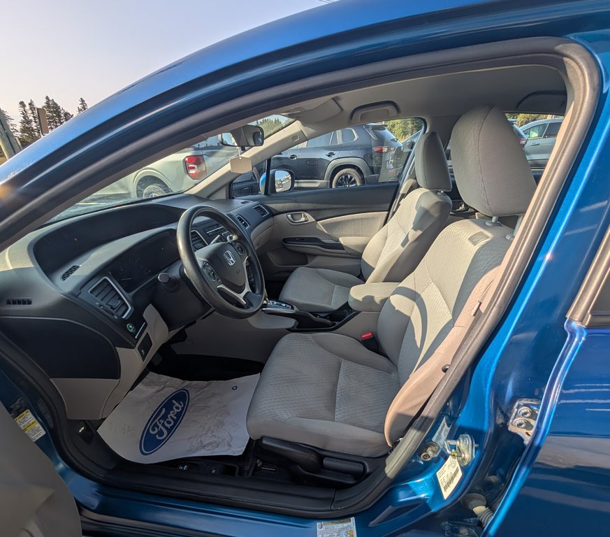 2014 Honda Civic Sedan LX in Matane, Quebec - 5 - w1024h768px
