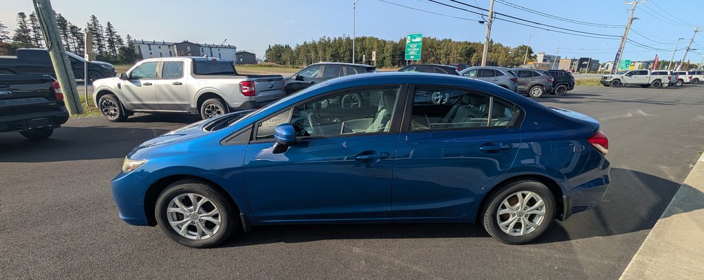 2014 Honda Civic Sedan LX in Matane, Quebec - 2 - w1024h768px