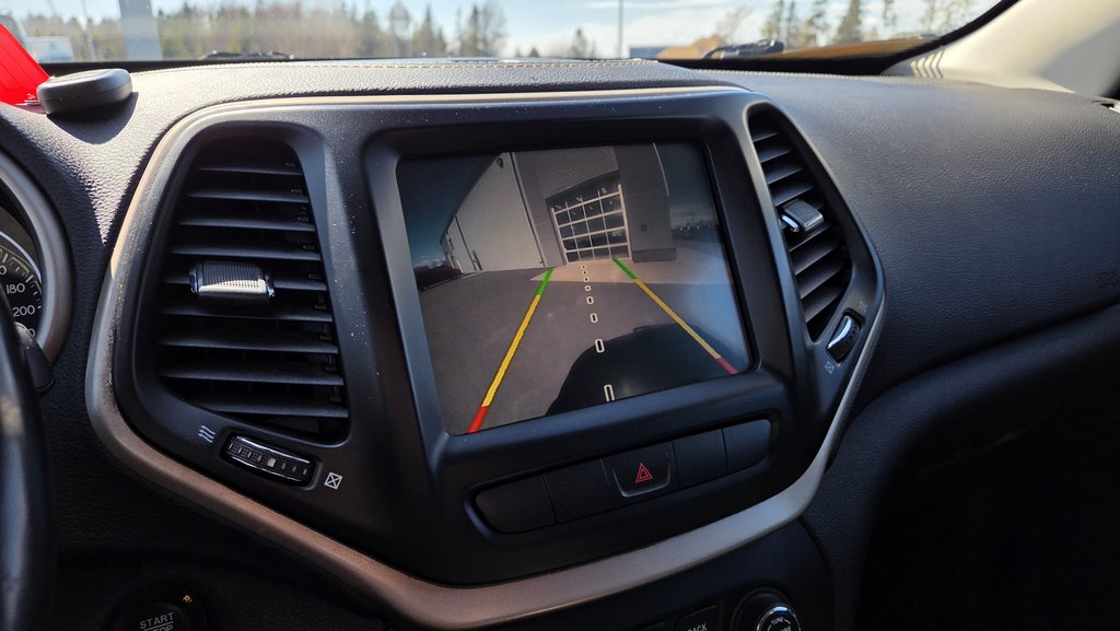 Jeep Cherokee Limited  TEL QUEL 2015 à Matane, Québec - 16 - w1024h768px